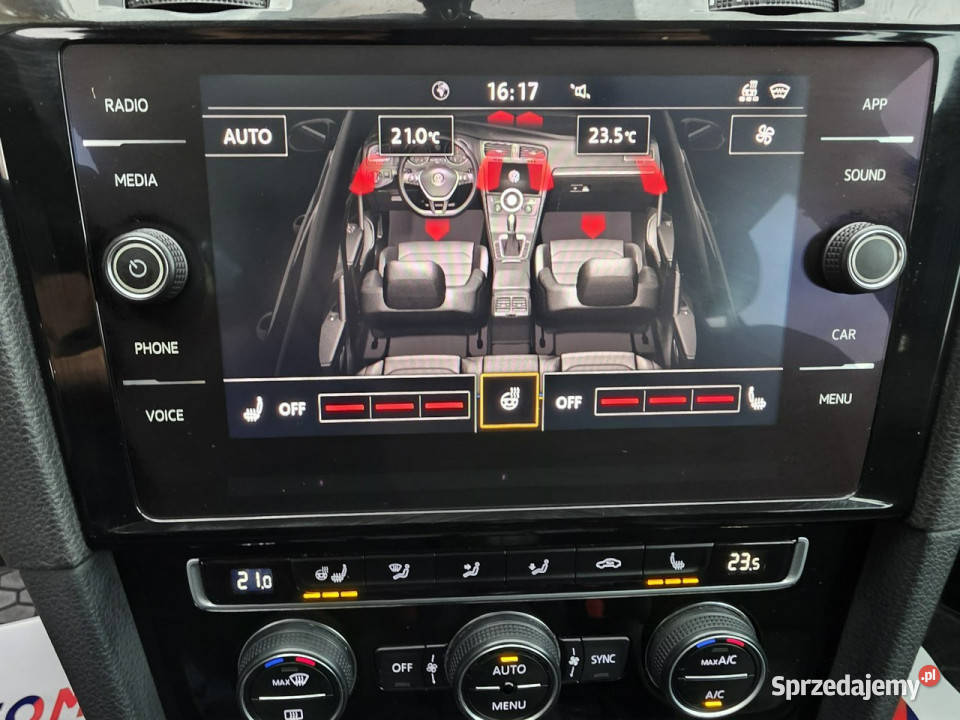 Volkswagen Golf 2020 Salon Polska Bezwypadkowe garażowany Białystok