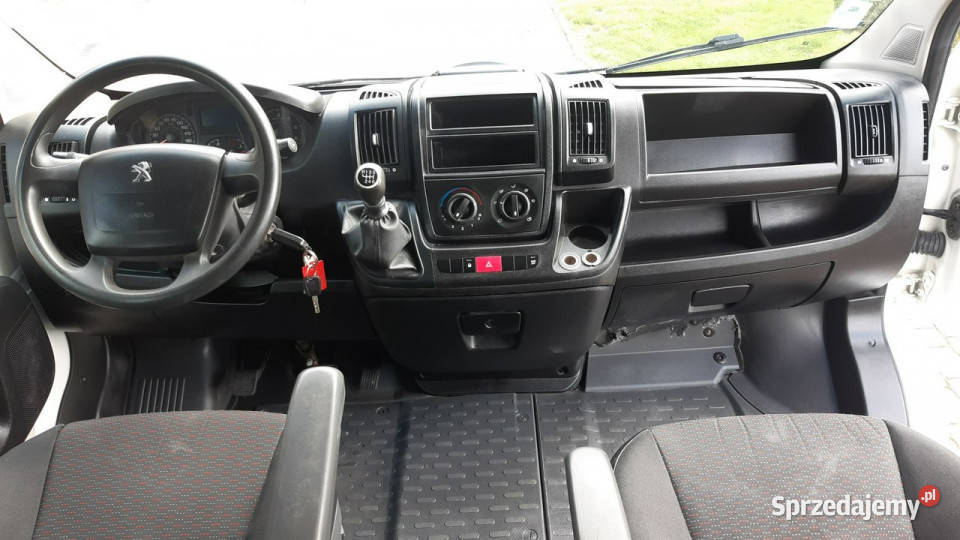 Peugeot Boxer 20 BlueHDi o mocy 110 L2H2 Rok produkcji 2019 Bachowice