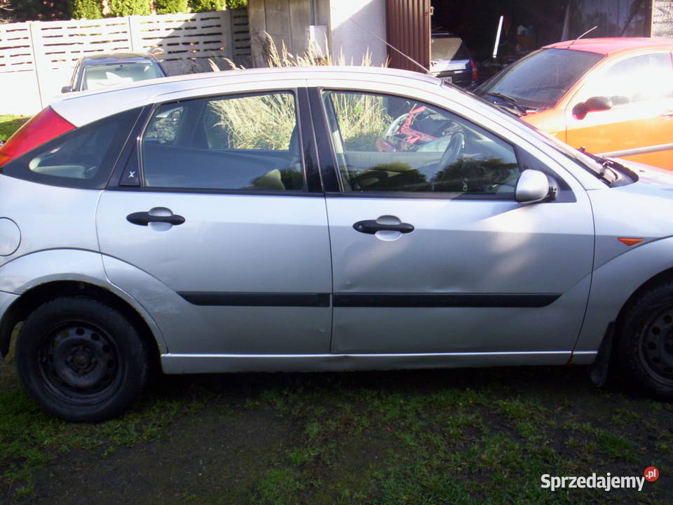 FORD FOCUS MK1 Szyba Prawy Tył 98 04r Wersja 5D Pozostałe