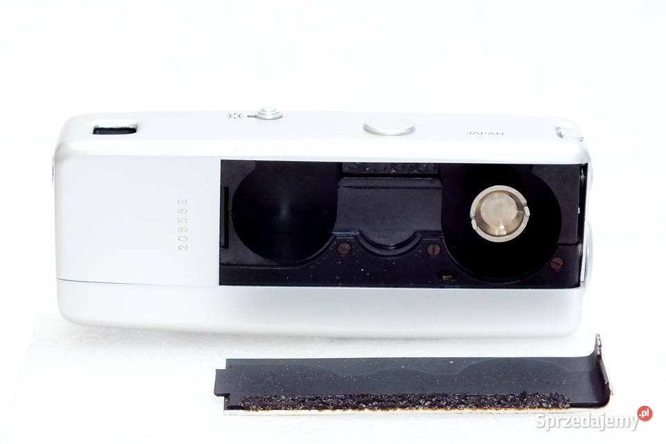 Revue 16 KB z obiektywem Rokkor 128 f20