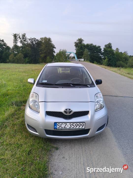 Toyota Yaris 2009 Salon 10 Benzyna 162 5 drzwi uszkodzony