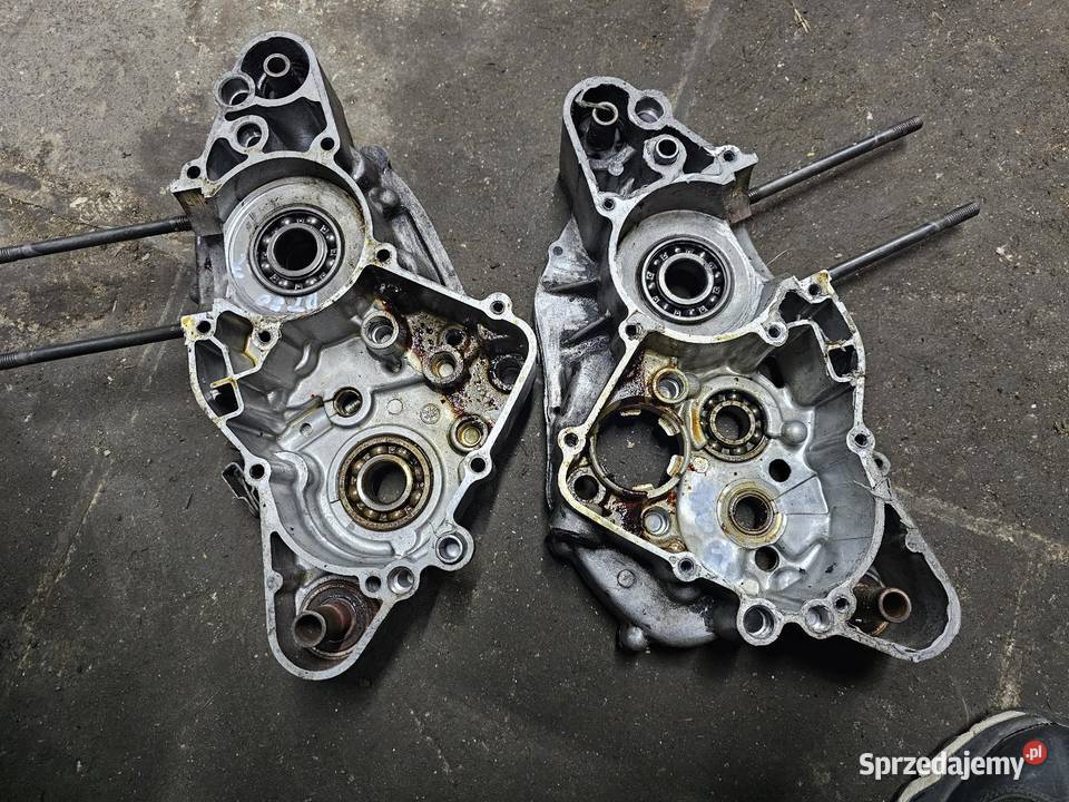 Yamaha DT 80 lc2 kartery połówki blok silnika