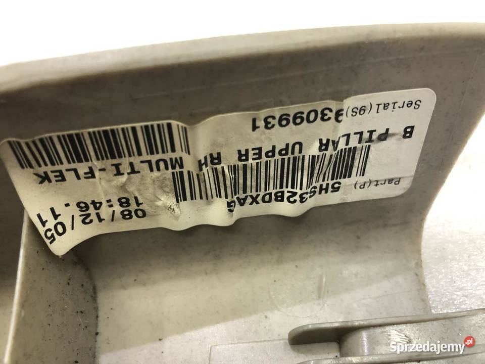 OSŁONA SŁUPKA PRAWA JEEP GRAND CHEROKEE WK III