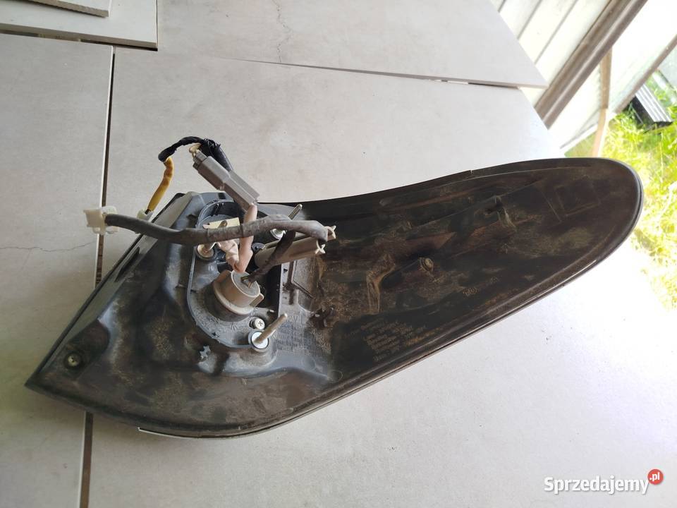 Lampa tył lewa Lexus RX350 RX450 20092013 Grybów