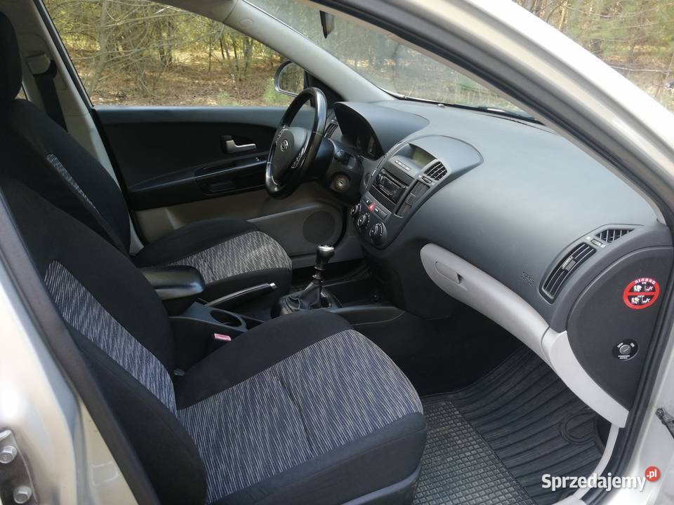 Kia Ceed 14 Benzyna Klima 5 Drzwi z Niemiec kurtyny powietrzne śląskie Kłobuck sprzedam