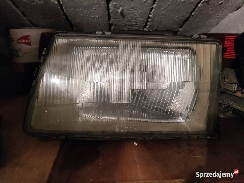 Lampy reflektory przednie Audi 100 c3 Bosch Środa Wielkopolska sprzedam