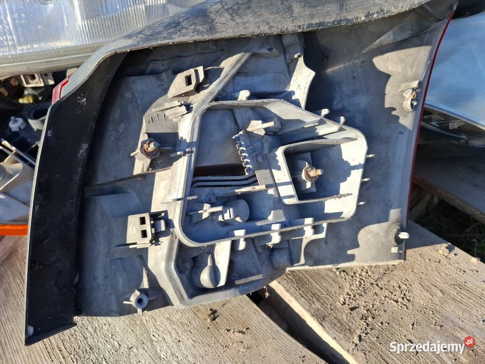 Lampa Lewa Tył Opel Signum osobowe