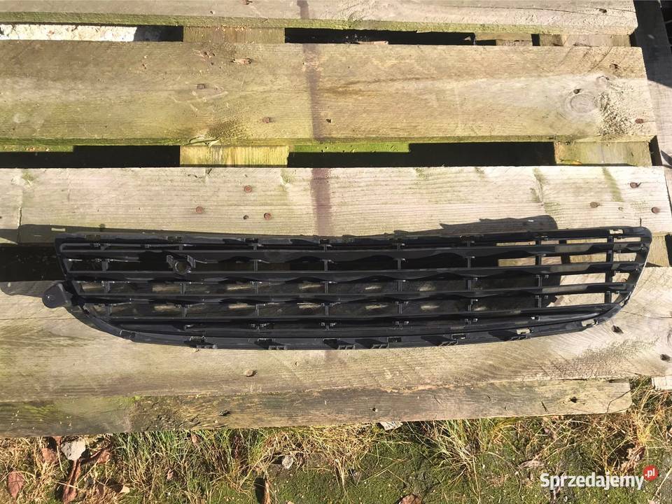 Opel Zafira B środkowa kratka zderzak przód podkarpackie Rzeszów sprzedam