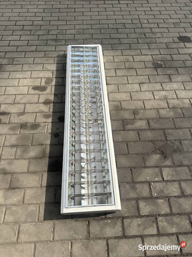 Lampa sufitowa 2 x t8 LED 150 sprawna dużo Ozimek sprzedam