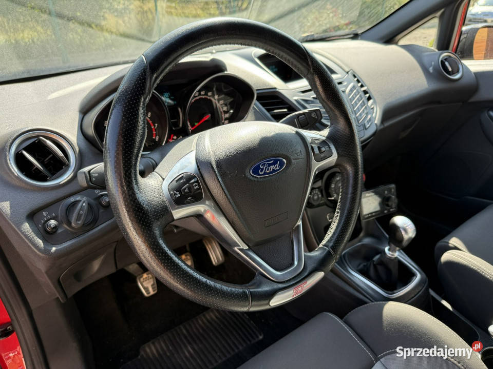 Ford Fiesta 16 ST 182 fotele Recaro z Niemiec kurtyny powietrzne Fiesta Konradów