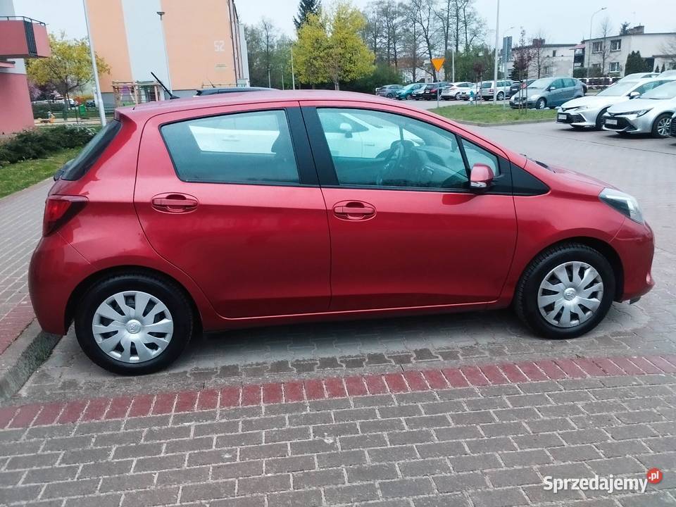 Toyota Yaris 2015 133 99 5drzwi Niski Nowy Tomyśl