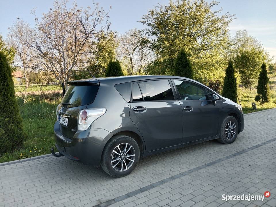 Toyota Verso Rok produkcji 2015 Przemyśl