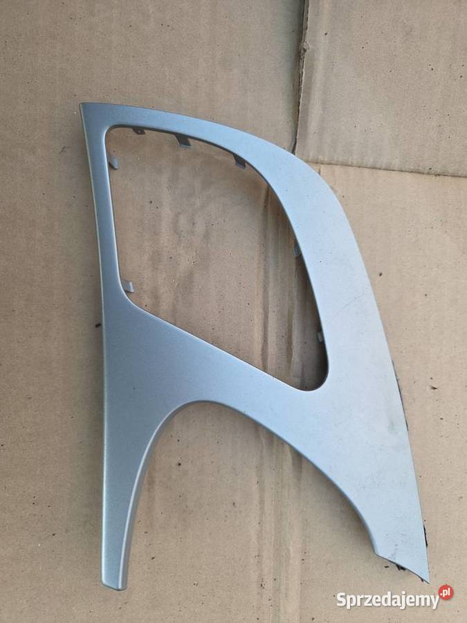 Audi A4 B8 ramka dekor wyświetlacza 8K1857186 Osłony i zaślepki warmińsko-mazurskie Rybno