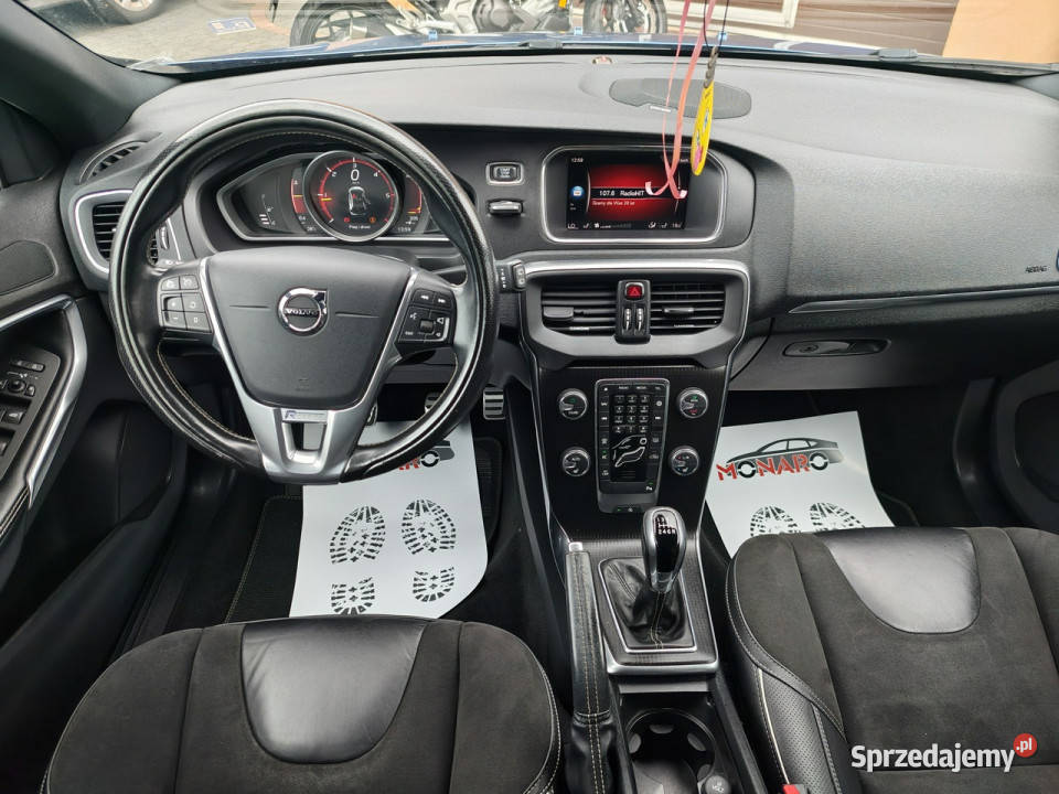 Volvo V40 RDESIGN 20 D2 120 Harman Kardon diesel Włocławek