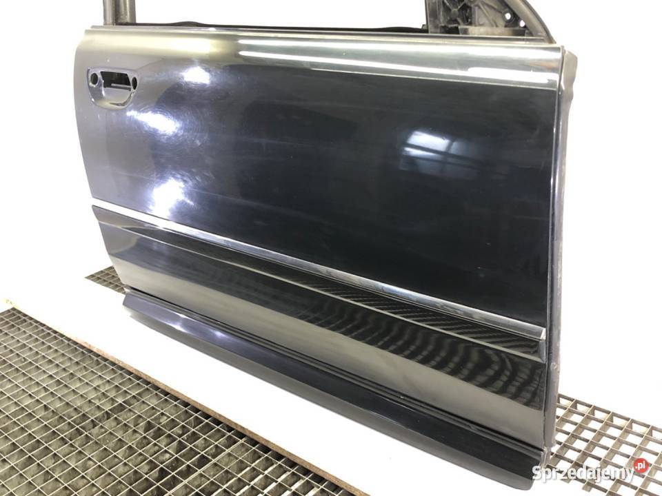 DRZWI PRAWY PRZÓD AUDI A8 D3 SedanLimuzyna 0210