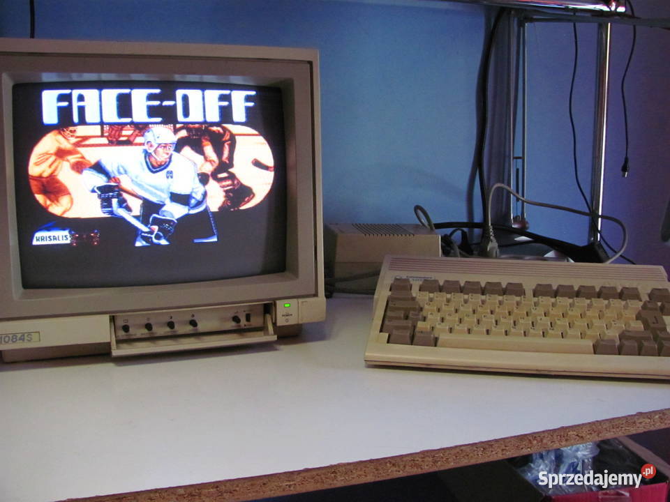 Komputer Amiga 600 z zasilaczem Łódź