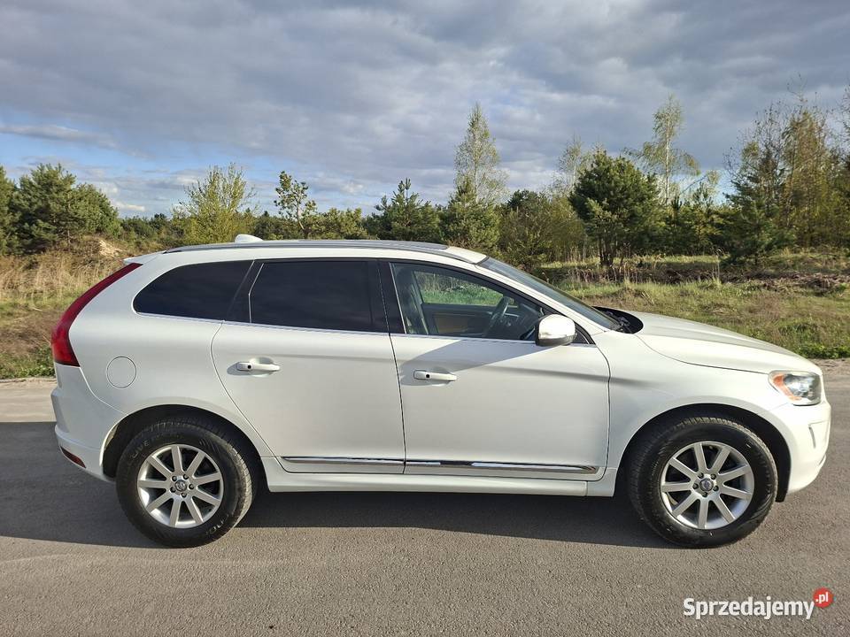 VOLVO XC60 30T 306 KONI OPŁATY sprzedam