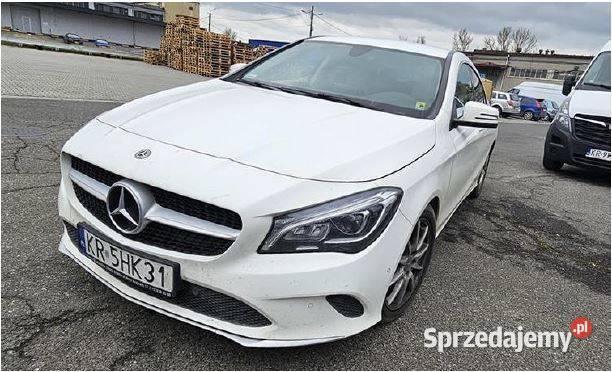 Syndyk sprzeda MercedesBenz CLA 200 MR16 E6 nieuszkodzony