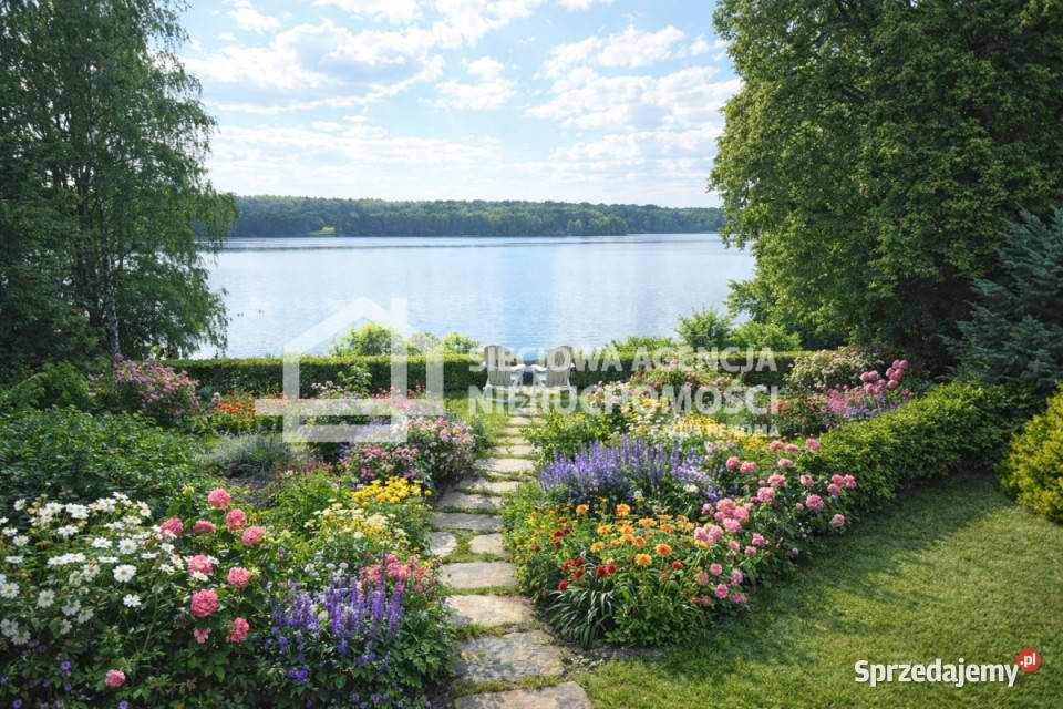 sprzedaży domu wolnostojącego 210m2 Sitno