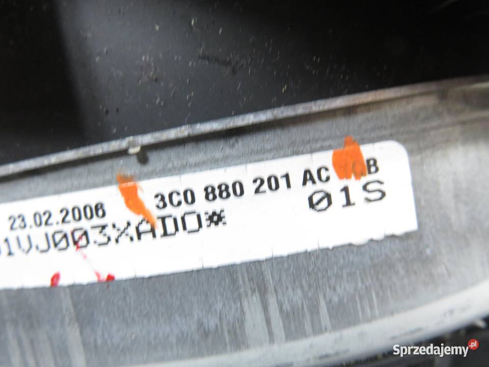 PODUSZKA KIEROWCY VW PASSAT B6 3C0880201AC osobowe