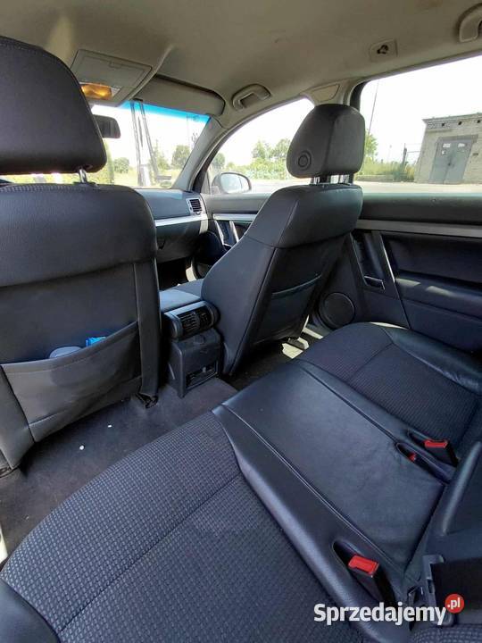Opel Vectra c 18 benzyna całość częsci felgi 18 Recz sprzedam