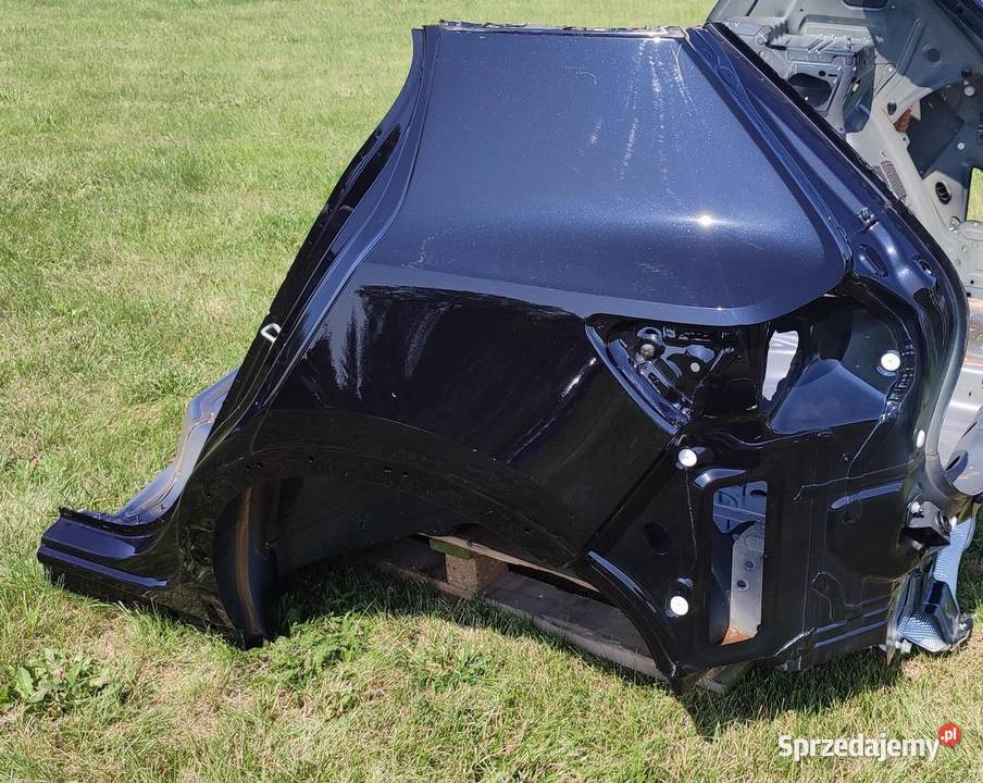 VOLVO XC40 ĆWIARTKA BŁOTNIK LEWY TYŁ 717 2023 sprzedam