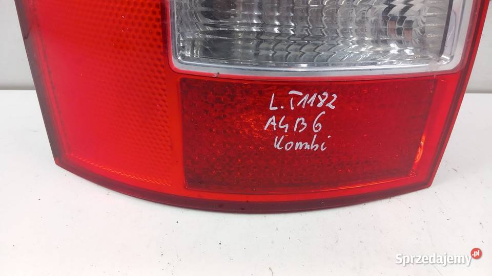 AUDI A4 B6 KOMBI LAMPA TYŁ LEWA Zbierkowo sprzedam