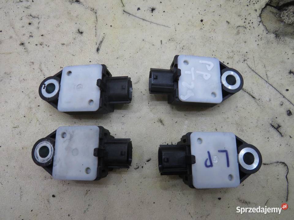 CZUJNIK UDERZENIA AVENSIS T27 T29 8983105050 osobowe
