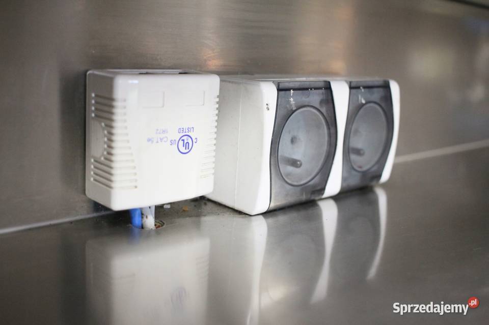 Zabudowa barowa ze zlewem szer 252 Góra