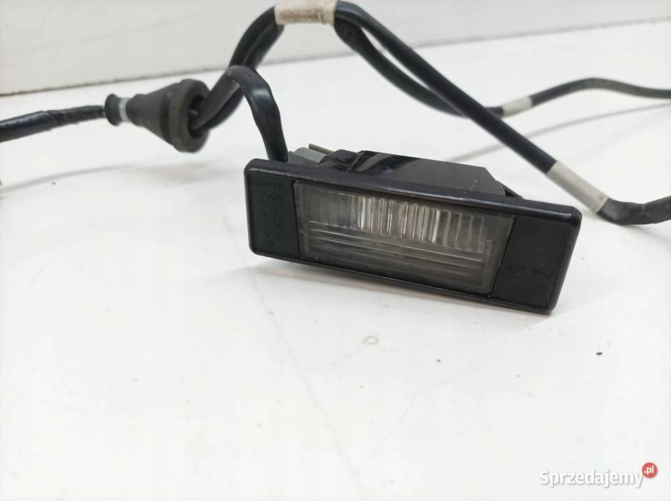 PRZEŁĄCZNIK KLAPY OŚWIETLENIE REJESTRACJI sprzedam