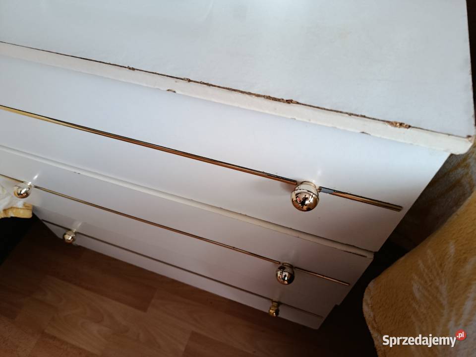 Biała komoda 3 szuflady Debrzno sprzedam