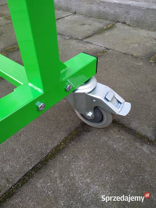 Stojak mobilny do folii agrowłókniny papieru