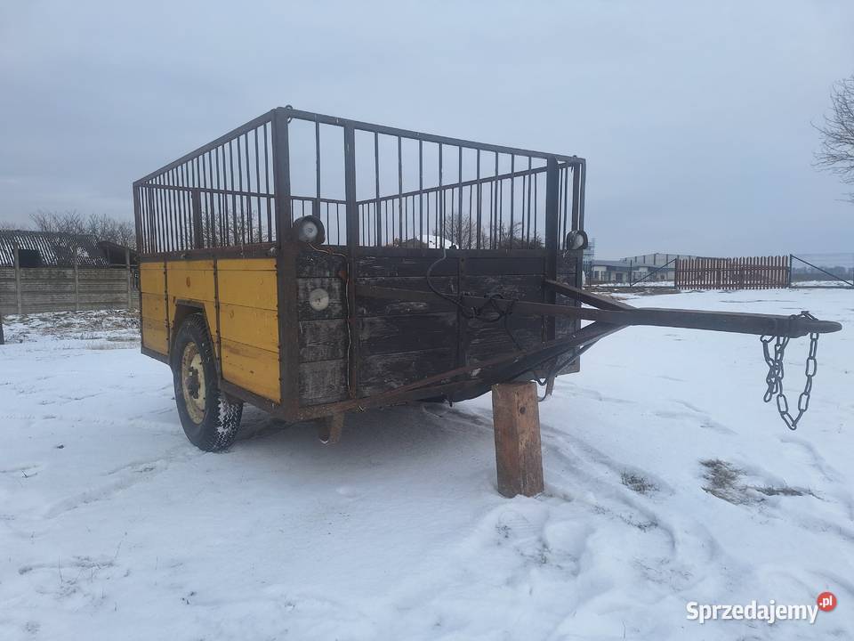 Kołówka przyczepa do ciągnika rolniczego