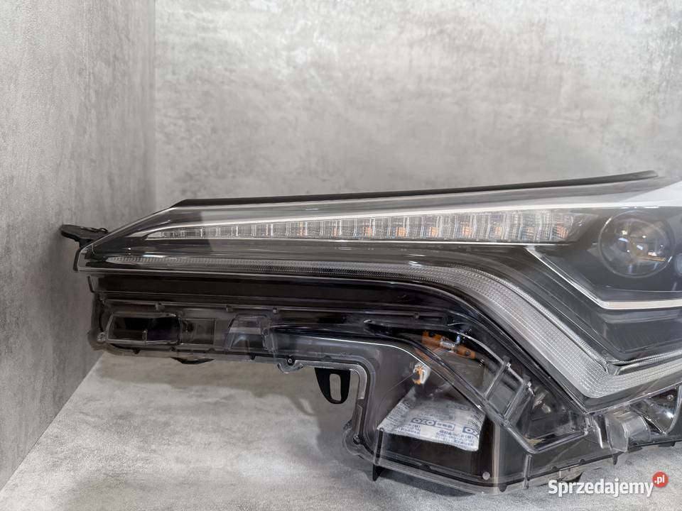 TOYOTA CHR CHR LAMPA PRZÓD LEWA PRZEDNIA FULL osobowe Wijewo