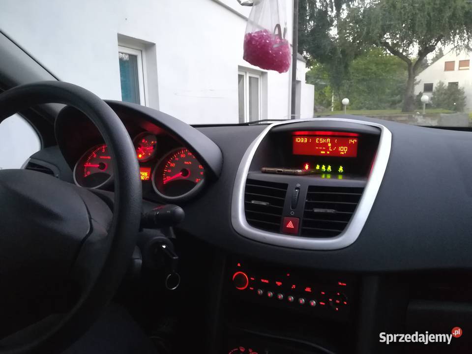 Peugeot 207 14 uszkodzony silnik benzyna Puszczykowo sprzedam