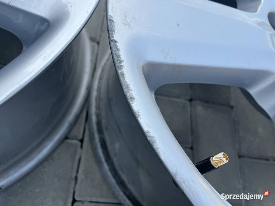 Łopaty Felgi Aluminiowe Audi Oryginał 18 aluminiowe Opony i felgi Zamość