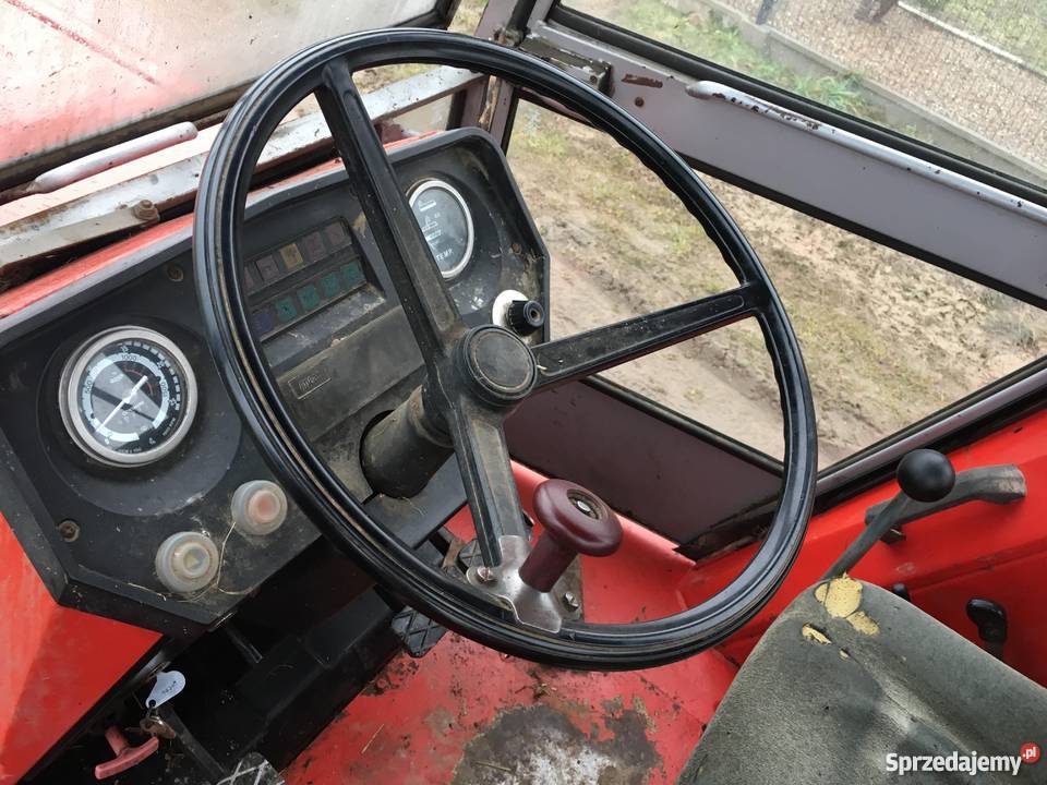 Ciągnik rolniczy Massey Ferguson 284 S 4x2 Skrzynia biegów Manualna mazowieckie Żuromin