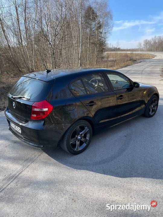 BMW seria 1 e87 118d niski przebieg bogate poduszka powietrzna Seria 1 Samochody osobowe Młodocin Mniejszy