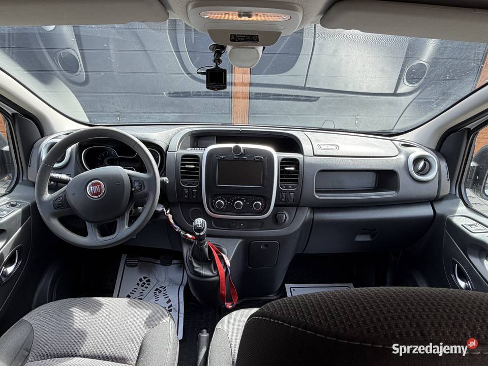 6 Miejsc Świetny Stan Hak 140KM