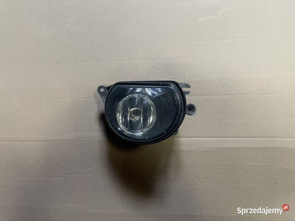 246970 Lampa przeciwmgielna halogen prawy Audi Szczecin sprzedam