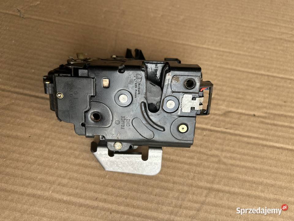 Zamek drzwi lewy przód Audi a4 b6 4b1837015g Bydgoszcz