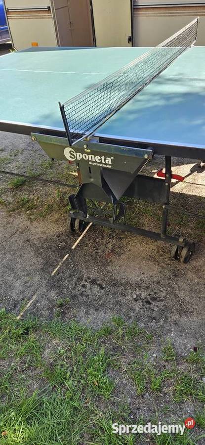 ładnyodporny na pogodę stół do tenisaping ponga Barlinek