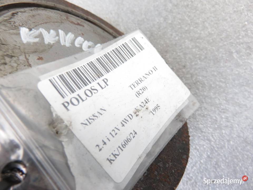 PÓŁOŚ LEWA PRZEDNIA NISSAN TERRANO II R20 24 i