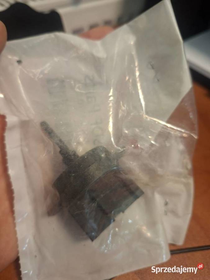 090013702 potencjometr Deutz Fahr Szczucin sprzedam