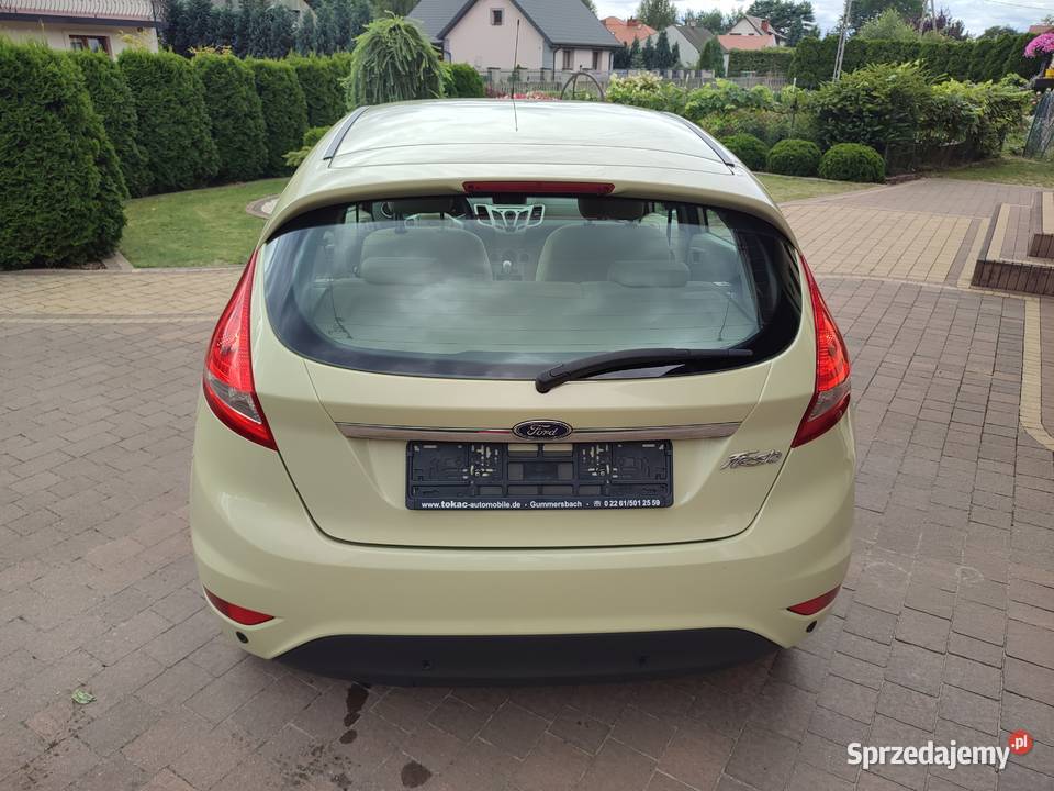 Ford Fiesta MK7 125 Benzyna Ghia Titanum Jasne Turek sprzedam