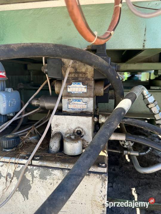 Prasa półkowa hydrauliczna do klejonki z bocznym Wejherowo