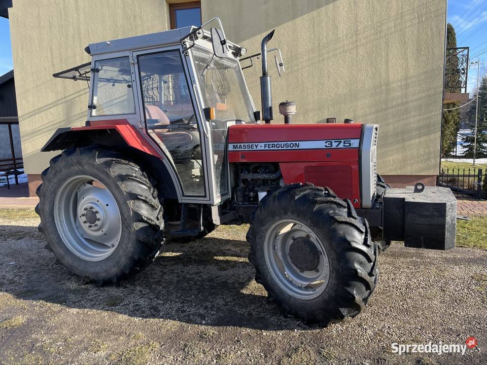 Massey Ferguson 375 Przygradów