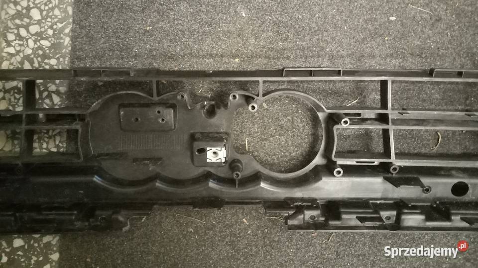Atrapa grill Audi A8 4N0 grill D5 osobowe Nowy Sącz
