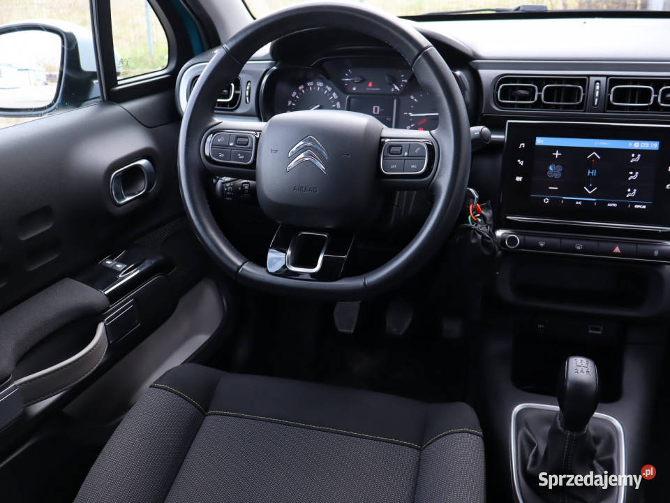 Citroen C3 12 PureTech światła do jazdy dziennej Katowice
