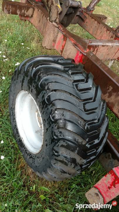 Ciągnik przyczepa leśna Sosnowica